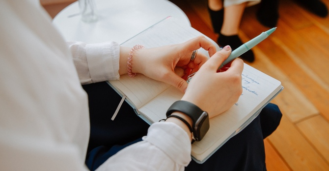 What's Going On When Your Hips Are Making Noise?